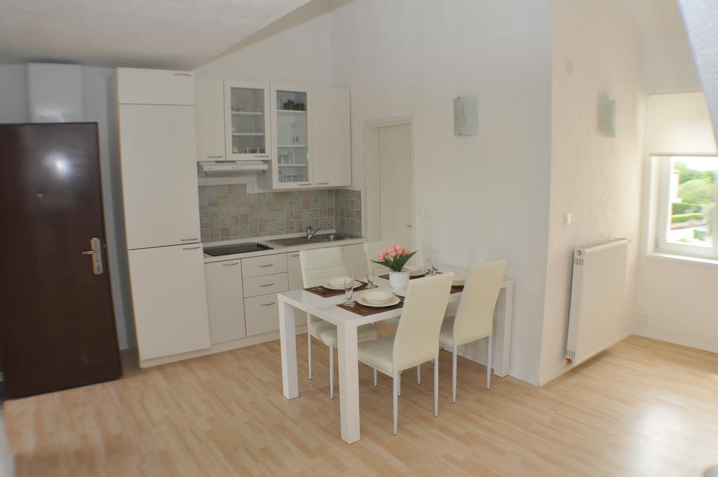 Apartments Gala Πόρετς Δωμάτιο φωτογραφία