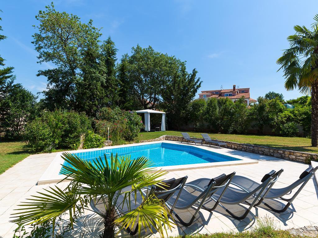 Apartments Gala Πόρετς Εξωτερικό φωτογραφία