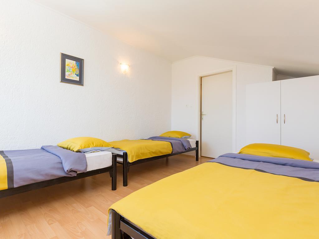Apartments Gala Πόρετς Εξωτερικό φωτογραφία